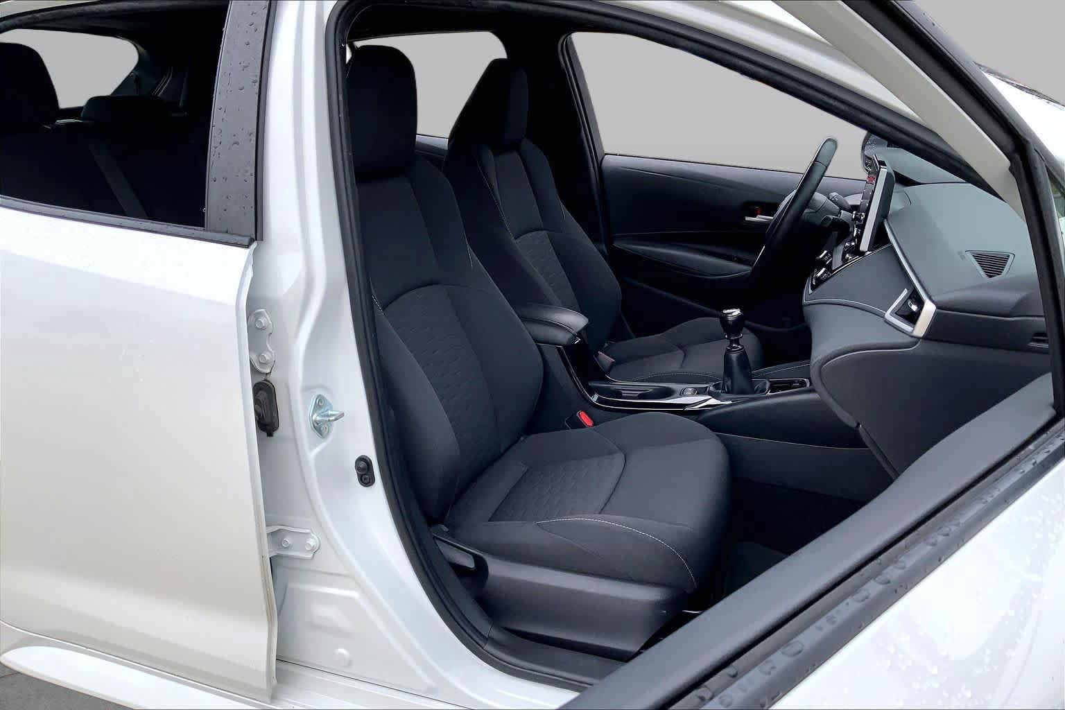 Used 2021 Toyota Corolla SE FWD image 9