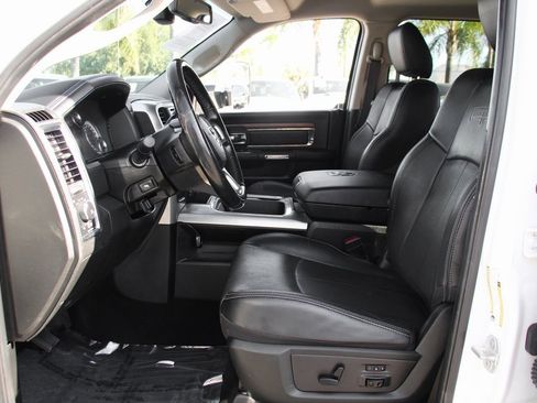 Used 2018 RAM 3500 Laramie image 18