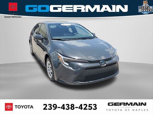 Certified 2023 Toyota Corolla LE FWD image 3