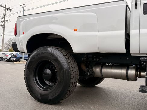 Used 2012 Ford F650 2WD Crew Cab Super Duty image 11