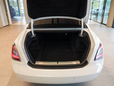Certified 2022 Rolls-Royce Ghost image 35