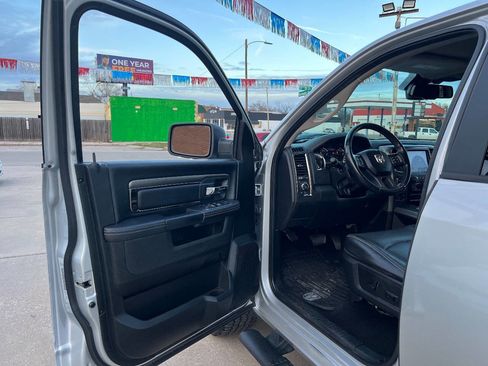 Used 2018 RAM 1500 Sport w/ Sport Premium Group image 7