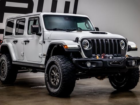 Used 2023 Jeep Wrangler Unlimited Rubicon 392 w/ Dual Top Group AWD/4WD image 35