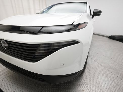 Certified 2025 Nissan Murano SL image 23