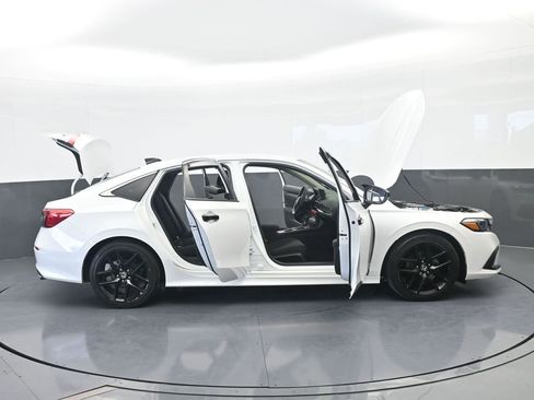 Used 2022 Honda Civic LX image 36