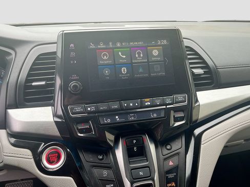 Used 2022 Honda Odyssey Touring image 15