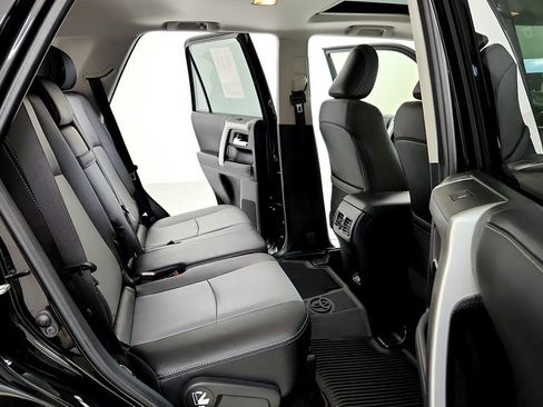 Certified 2023 Toyota 4Runner SR5 Premium w/ Moonroof Package AWD/4WD image 17