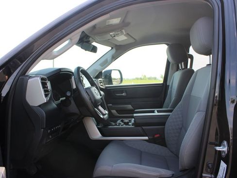 Used 2023 Toyota Tundra SR5 w/ SR5 Convenience Package AWD/4WD image 21