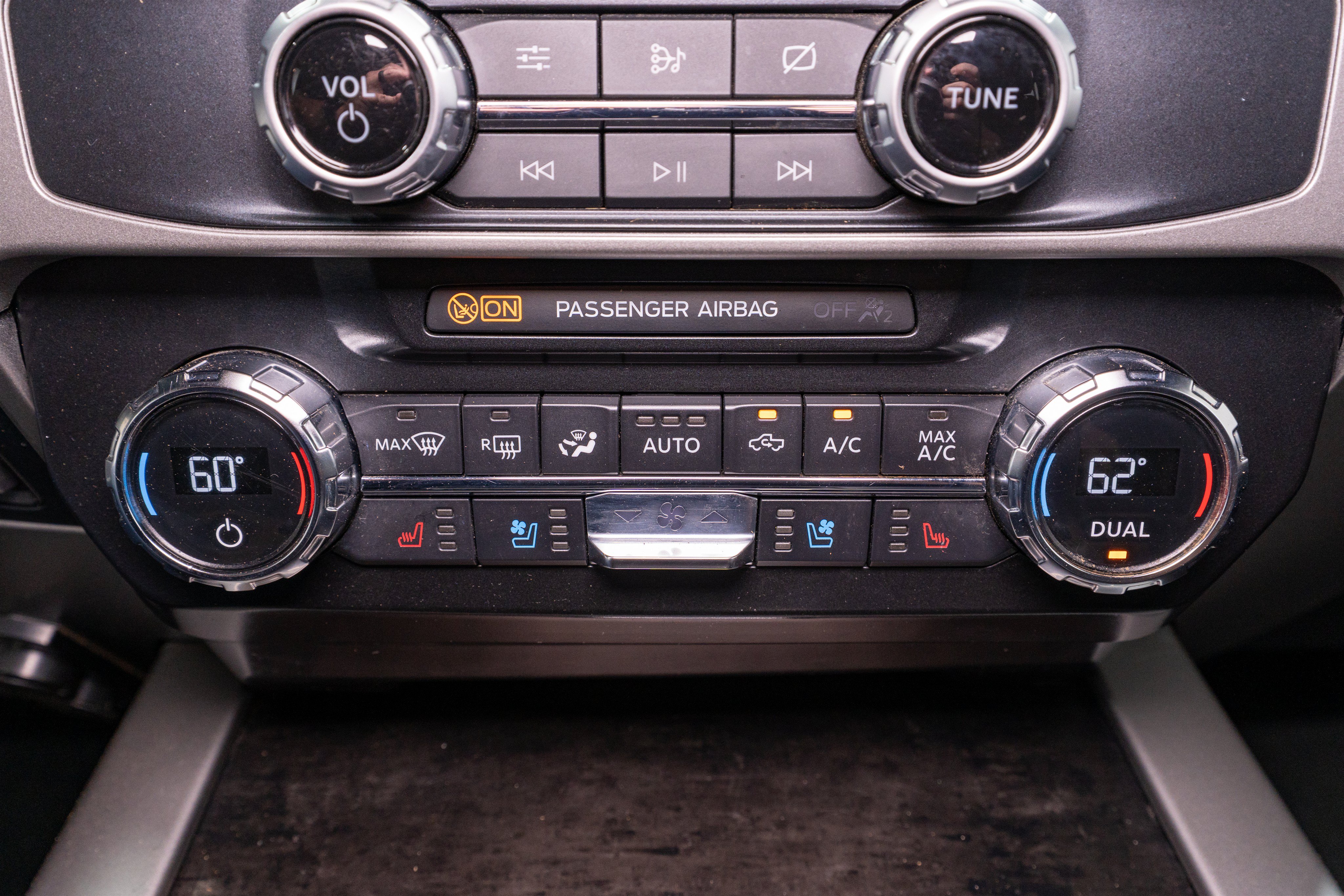 Used 2022 Ford F250 Lariat w/ Lariat Value Package AWD/4WD image 26