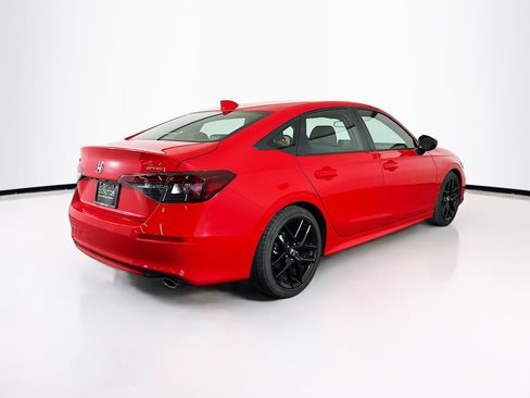 Used 2025 Honda Civic Sport image 9