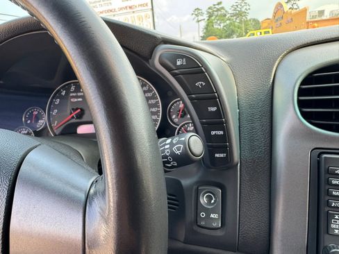 Used 2006 Chevrolet Corvette Z06 RWD image 28