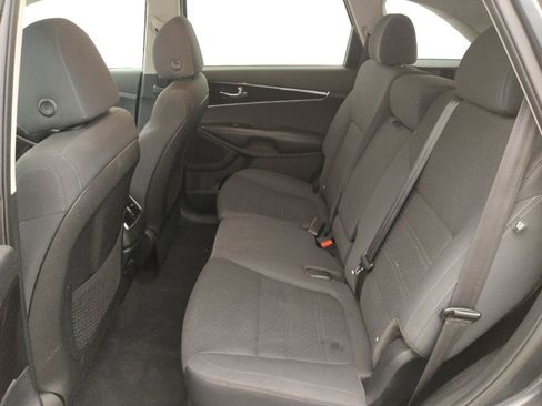 Used 2020 Kia Sorento LX w/ LX I4 Convenience Package FWD image 18