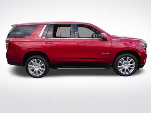 Used 2024 Chevrolet Tahoe High Country AWD/4WD image 8