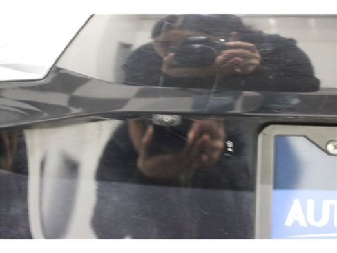 Used 2020 Mitsubishi Outlander ES image 18