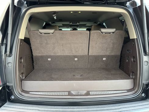 Used 2016 GMC Yukon Denali w/ Open Road Package image 39