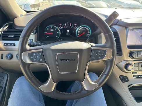 Used 2018 GMC Yukon XL Denali w/ Denali Ultimate Package image 10