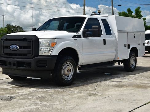 Used 2015 Ford F250 XL AWD/4WD image 3
