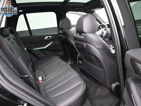 Used 2022 BMW X5 sDrive40i w/ M Sport Package image 31