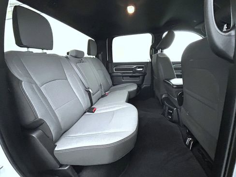 Used 2024 RAM 3500 Big Horn image 18