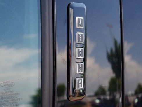 Used 2023 Ford F150 Lariat w/ Equipment Group 502A High AWD/4WD image 66