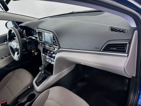 Used 2020 Hyundai Elantra SEL w/ Convenience Package (C2) image 27