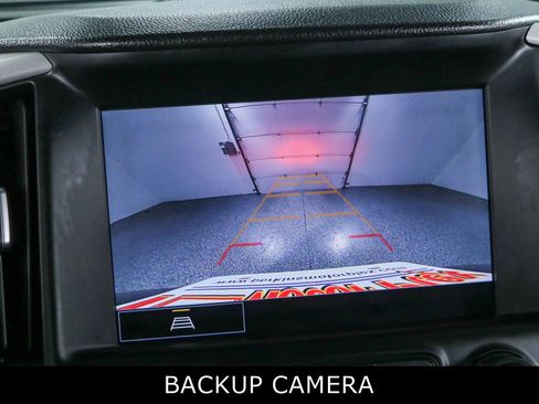 Used 2022 GMC Terrain SLT w/ LPO, Floor Liner Package AWD/4WD image 18