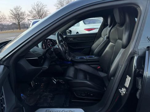 Used 2020 Porsche Taycan Turbo image 12