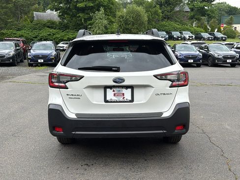 Certified 2025 Subaru Outback Premium AWD/4WD image 7