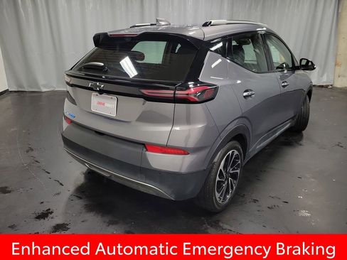 Used 2023 Chevrolet Bolt EUV Premier w/ Super Cruise Package image 8