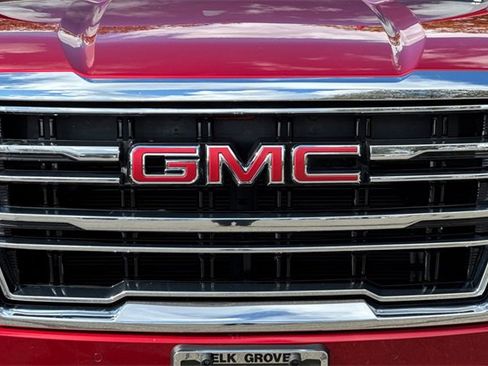 Used 2024 GMC Yukon SLT image 48