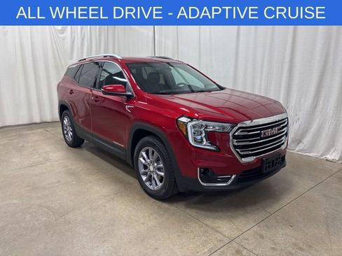 Used 2024 GMC Terrain SLT w/ Infotainment Package II AWD/4WD image 1