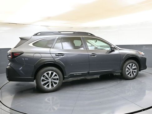 Certified 2025 Subaru Outback Premium w/ Popular Package #1A image 6