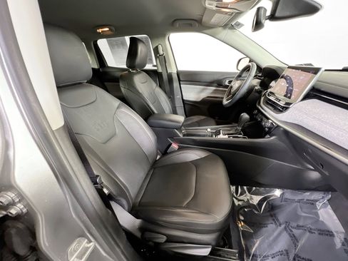 Used 2022 Jeep Compass Latitude image 26