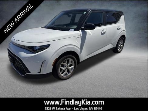 Certified 2023 Kia Soul S image 1