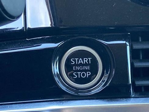 Used 2022 Nissan Pathfinder S image 12