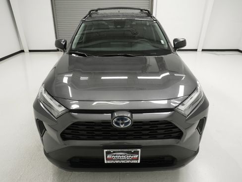 Used 2024 Toyota RAV4 LE AWD/4WD image 2
