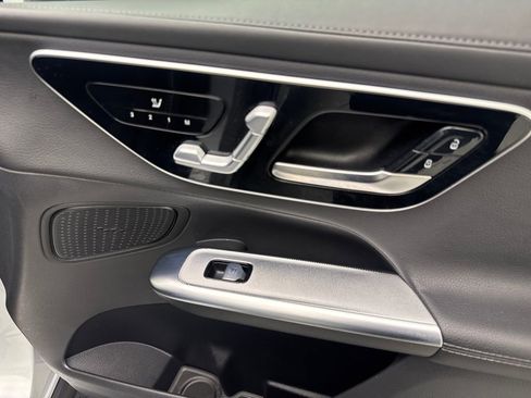 Used 2023 Mercedes-Benz GLC 300 4MATIC image 47