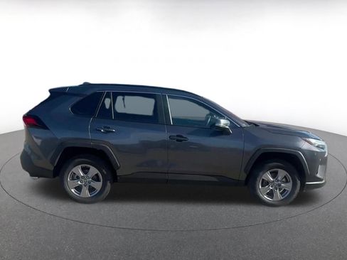 Used 2025 Toyota RAV4 XLE image 16