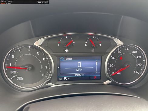 Used 2024 GMC Terrain SLE w/ Driver Convenience Package FWD image 23