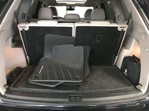 Used 2022 Volkswagen Atlas SE w/ Panoramic Sunroof Package FWD image 14