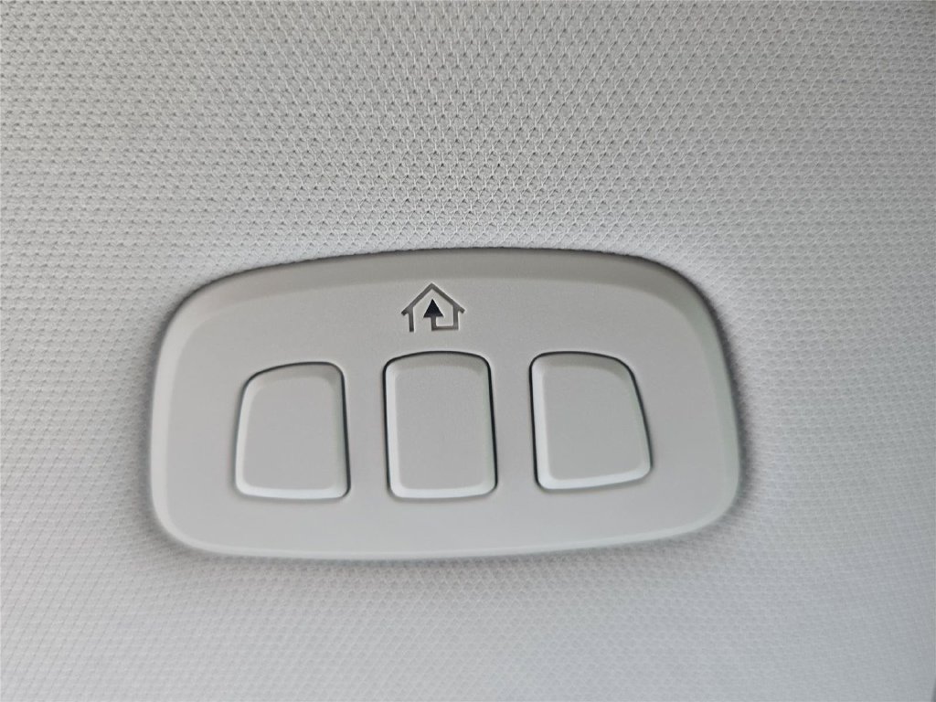 New 2026 Lincoln Nautilus Premier AWD/4WD image 25