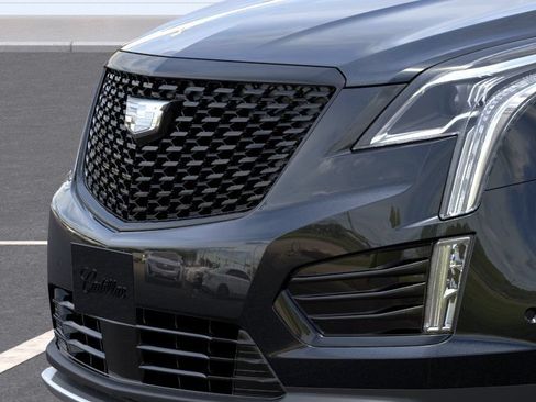 New 2026 Cadillac XT5 Premium Luxury w/ LPO, ONYX Package AWD/4WD image 13