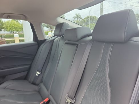 Used 2023 Acura TLX w/ Technology Package FWD image 12