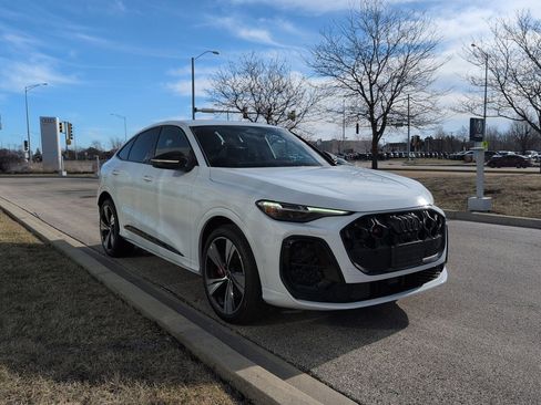 New 2025 Audi SQ5 Premium Plus image 28