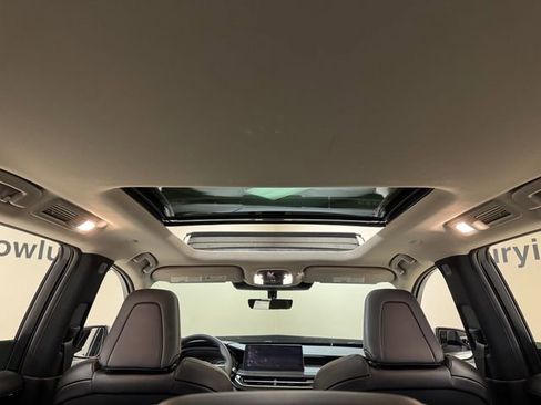 Used 2025 INFINITI QX60 Pure image 19