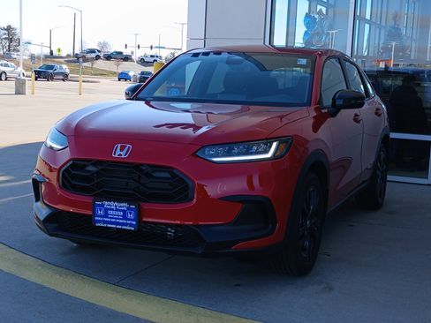 New 2026 Honda HR-V Sport image 3