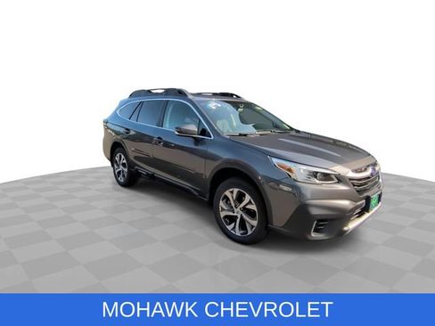 Used 2021 Subaru Outback Limited AWD/4WD image 2