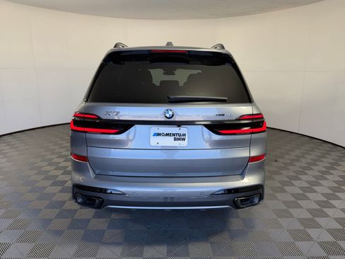 Used 2026 BMW X7 xDrive40i image 10