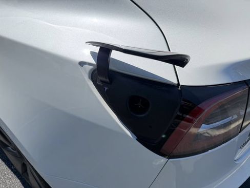 Used 2023 Tesla Model 3 Standard Range RWD image 38