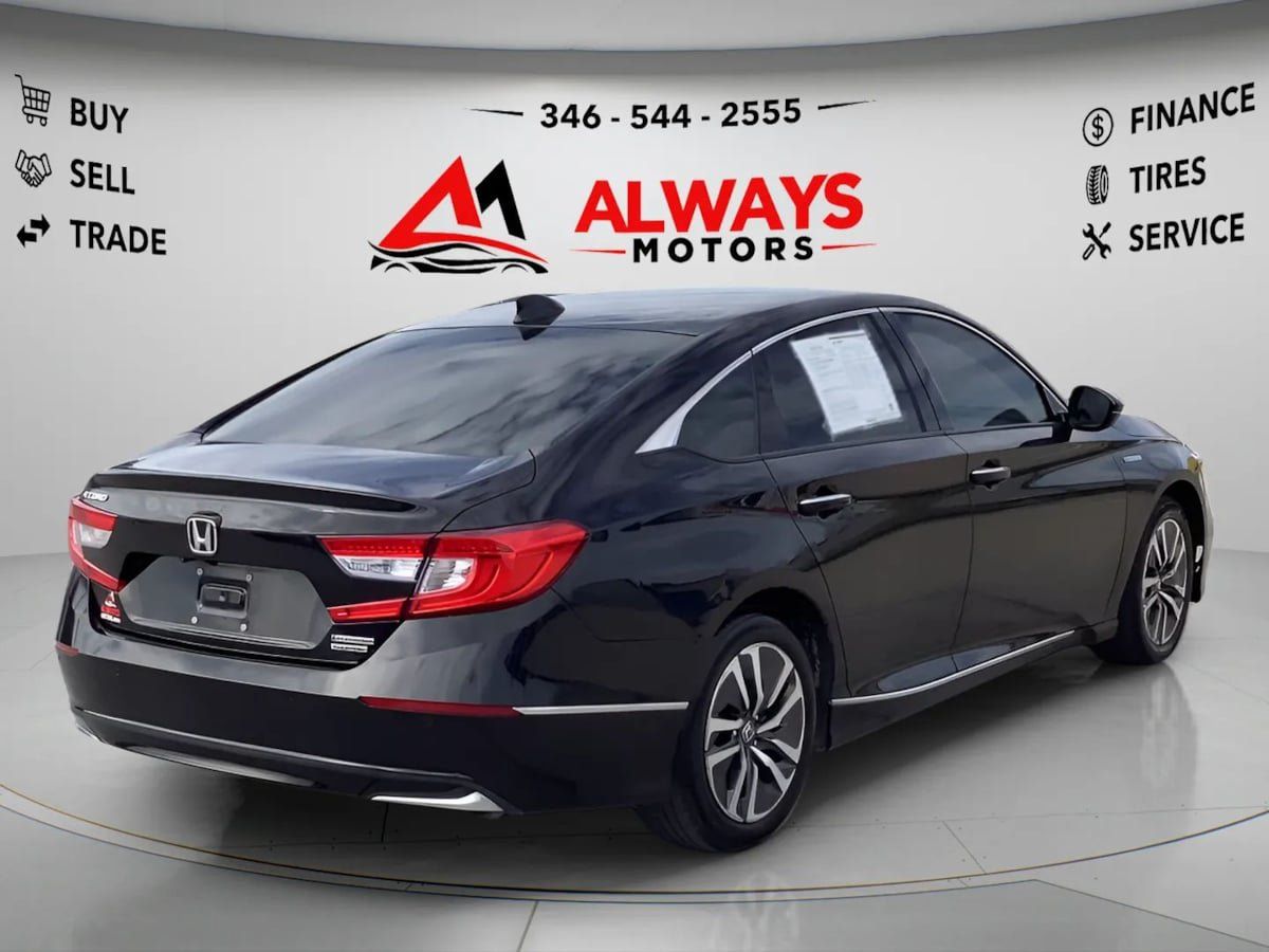 Used 2020 Honda Accord Touring image 5